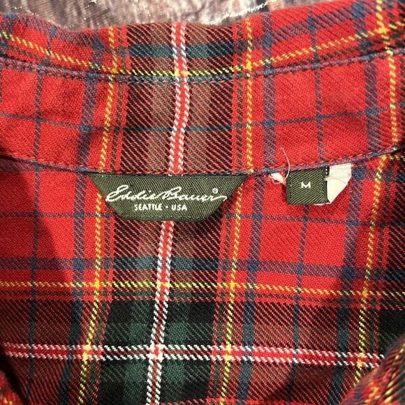 Eddie Bauer Button Up Shirt Red Plaid Flannel Faux Leather Shoulder Patch Medium - Picture 6 of 10